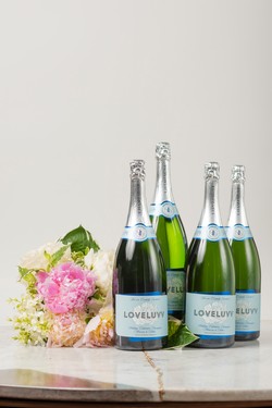 4 bottle of LoveLUVV