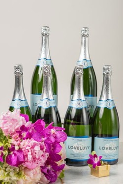 6 bottle of LoveLUVV